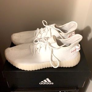 Yeezy Boost 350 Triple White